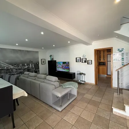 Big Wave Casa * ナザレ